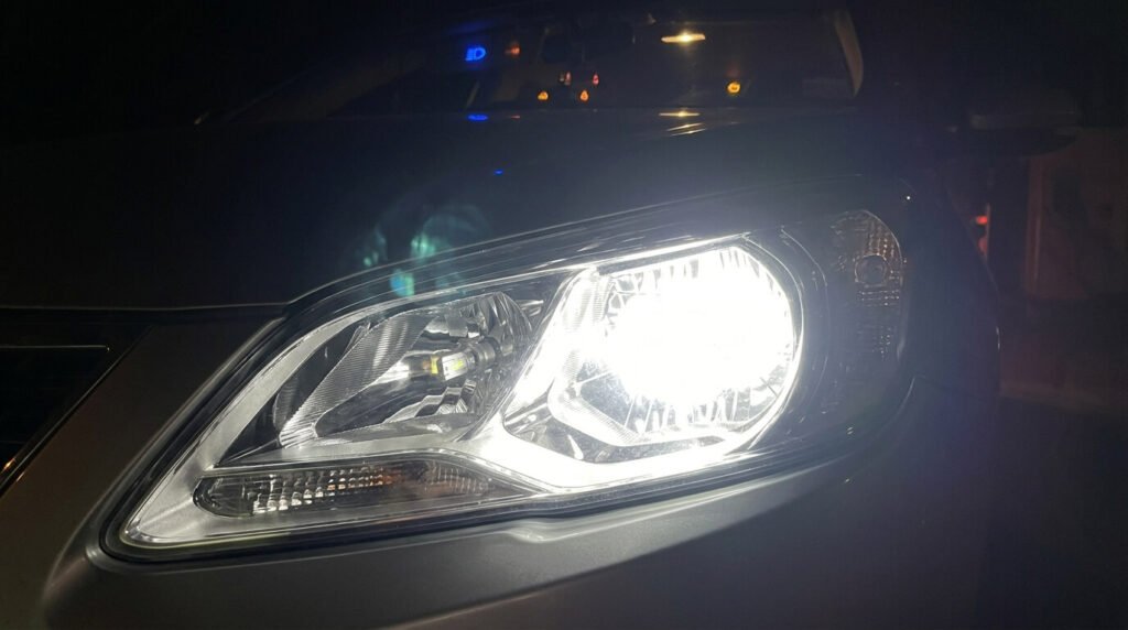 ampoule led h4 reste en plein phare