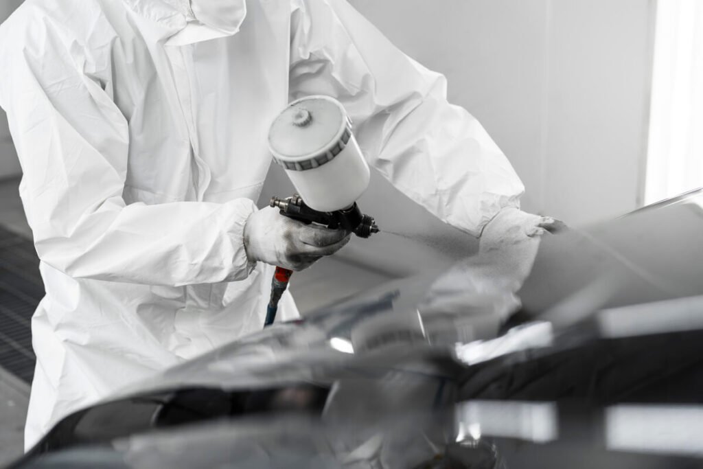 Temps de séchage de la peinture en bombe avant le vernis : les règles 3