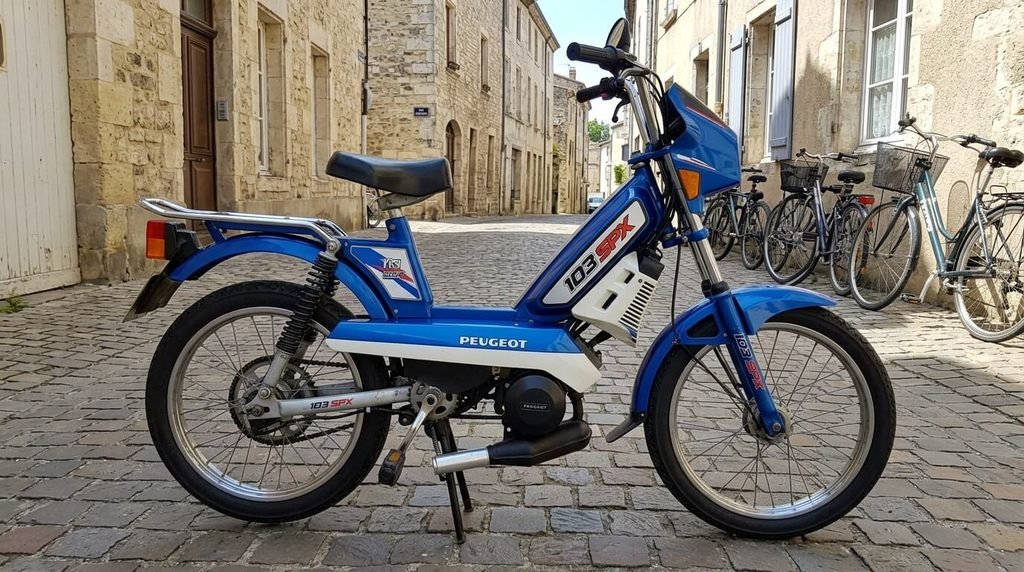 Peugeot 103 SPX : histoire, fiche technique et prix d'occasion 4